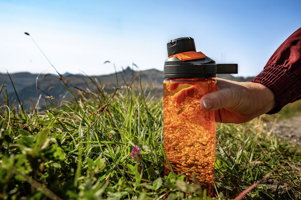 Chute Mag 25oz Bottle with Tritan&trade; Renew