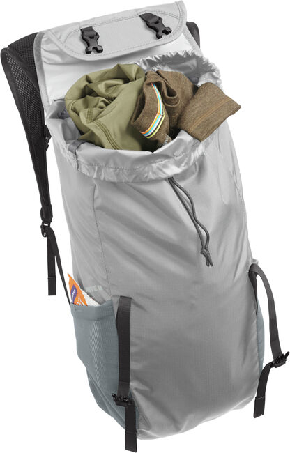 Arete&trade; 18 Hydration Pack 50 oz