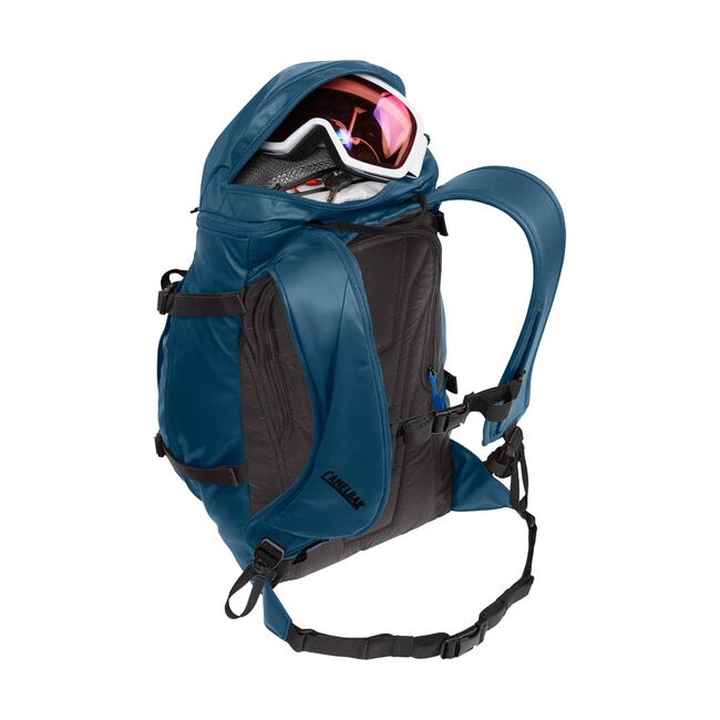 SnoBlast&trade; 22 Hydration Pack