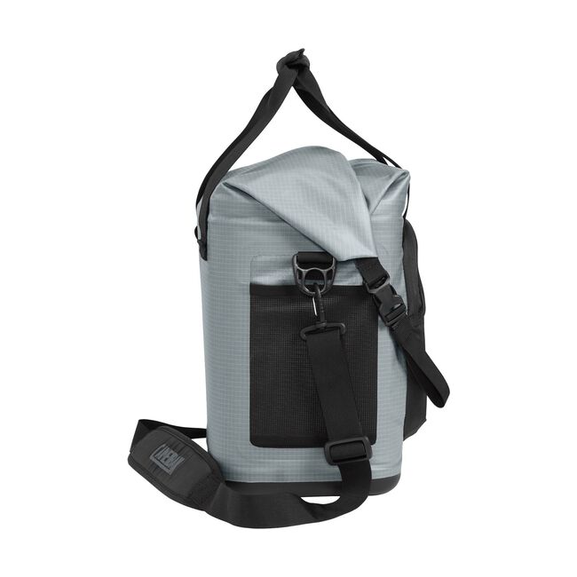 ChillBak&trade; Cube 18 Soft Cooler with Fusion&trade; 3L Group Reservoir