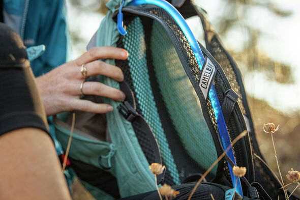 Women&#39;s M.U.L.E. Pro 14 100oz