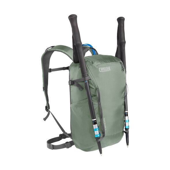 Cloud Walker&trade; 18 Hydration Pack 85 oz