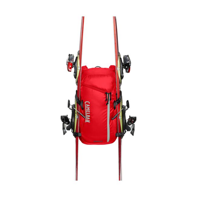 SnoBlast&trade; 22 Hydration Pack