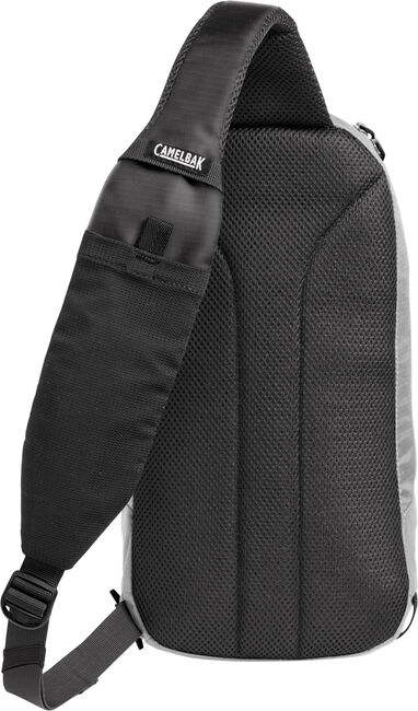 Arete&trade; Sling 8 Hydration Pack
