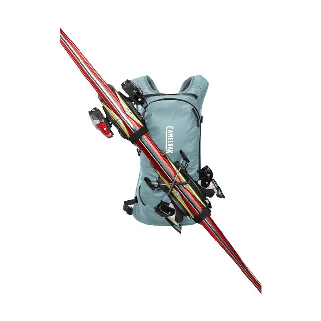Powderhound &trade; 12 Hydration Pack