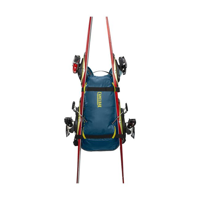 Powderhound &trade; 12 Hydration Pack
