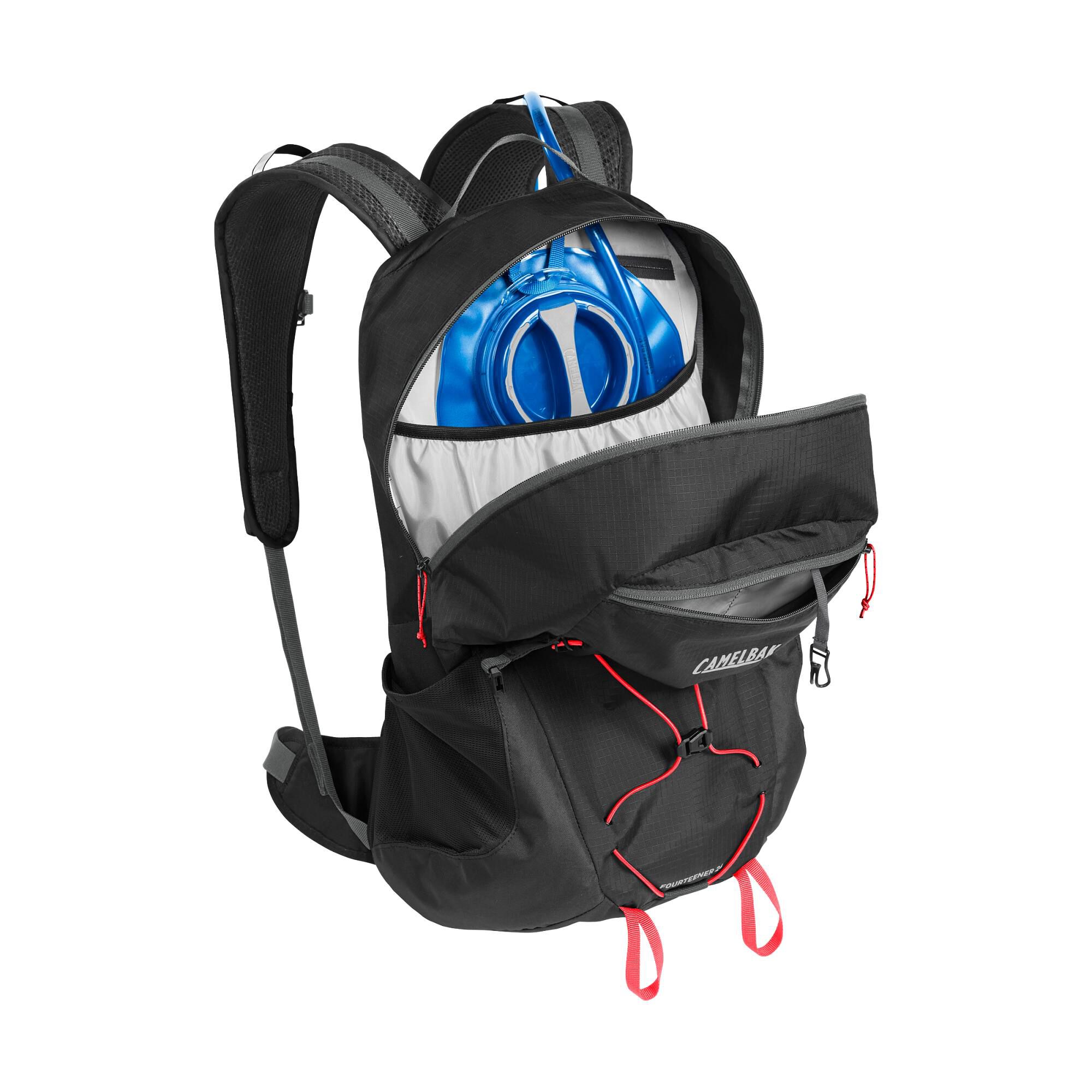 Fourteener 24 hydration pack store