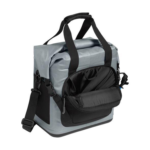 ChillBak&trade; Cube 18 Soft Cooler with Fusion&trade; 3L Group Reservoir