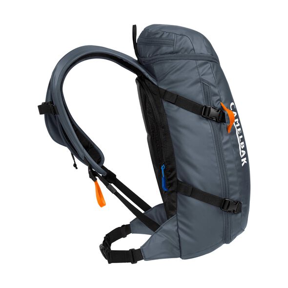 SnoBlast&trade; 22 Hydration Pack