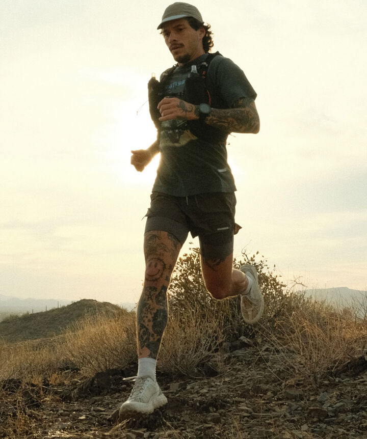 runner with a CamelBak run vest