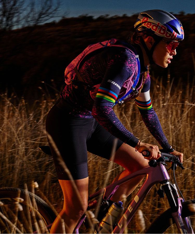 Woman on MTB in the woods